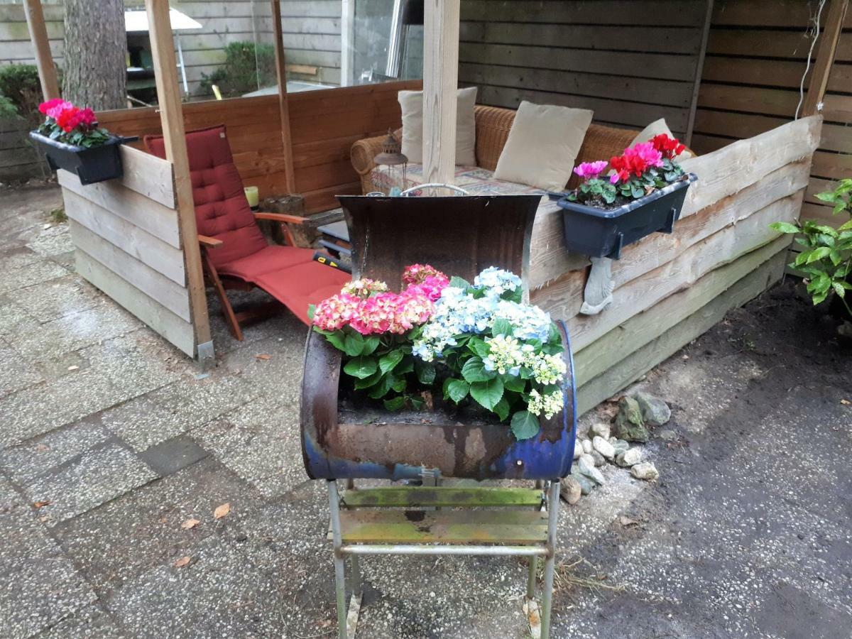 Boshuis Turquoise / Smaakvol Genieten Op De Veluwe Hoenderloo Kültér fotó