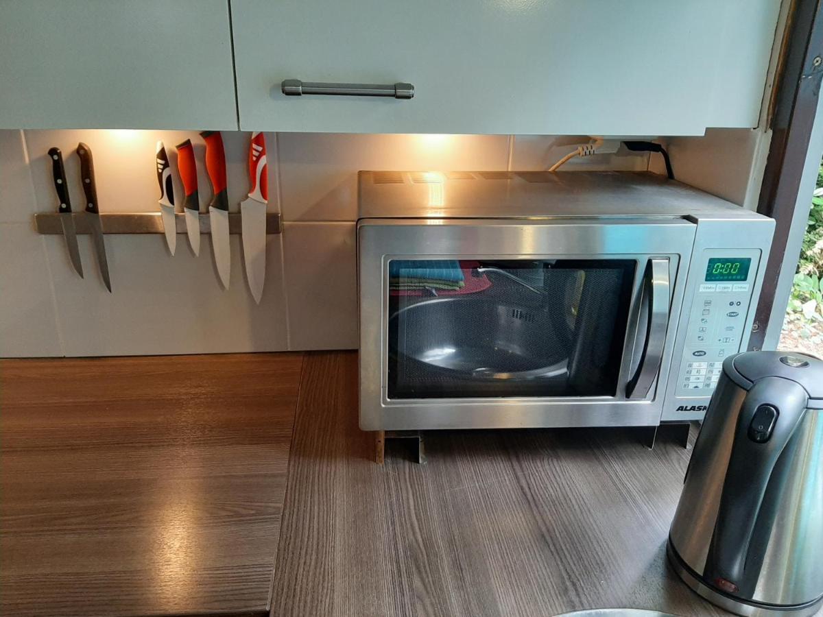 Boshuis Turquoise / Smaakvol Genieten Op De Veluwe Hoenderloo Kültér fotó